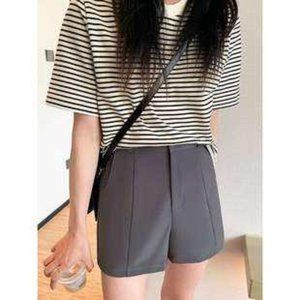 Casual shorts female